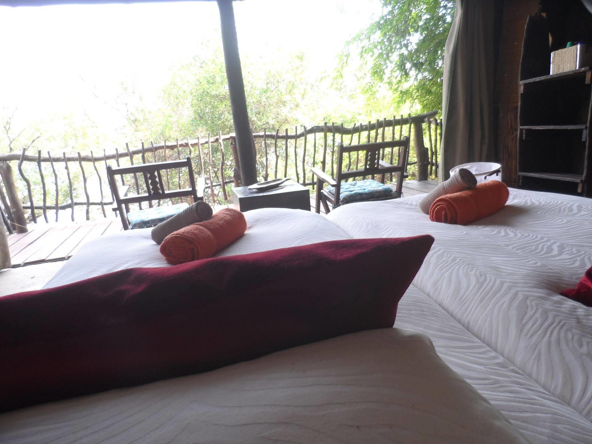 Caprivi Houseboat Safari Lodge Katima Mulilo Ngoại thất bức ảnh